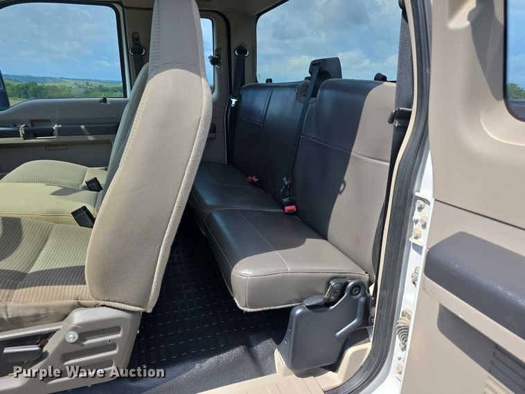 image for item EO1089 2009 Ford F250 Super Duty XL SuperCab pickup truck