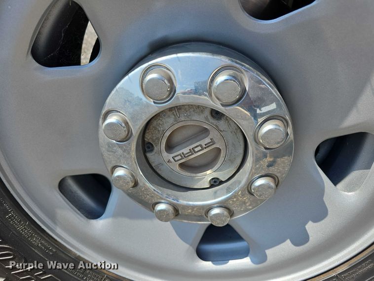 image for item EO1089 2009 Ford F250 Super Duty XL SuperCab pickup truck