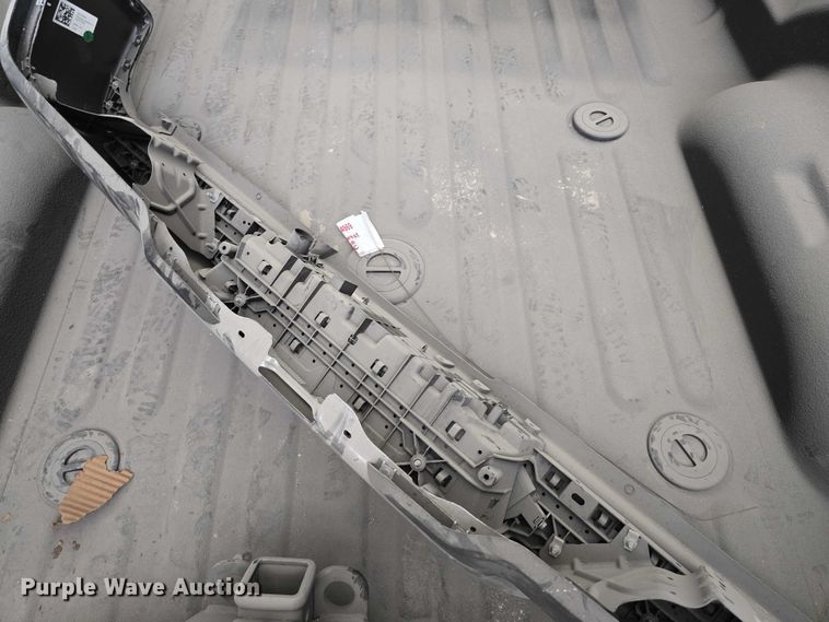 image for item EO1517 Pickup truck bed