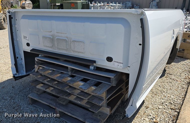 image for item EO1518 Pickup truck bed