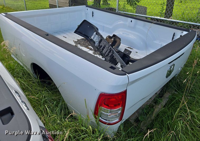 image for item EO1523 Pickup up bed