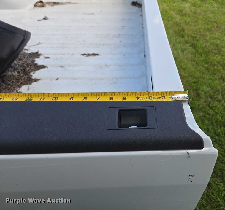 image for item EO1523 Pickup up bed