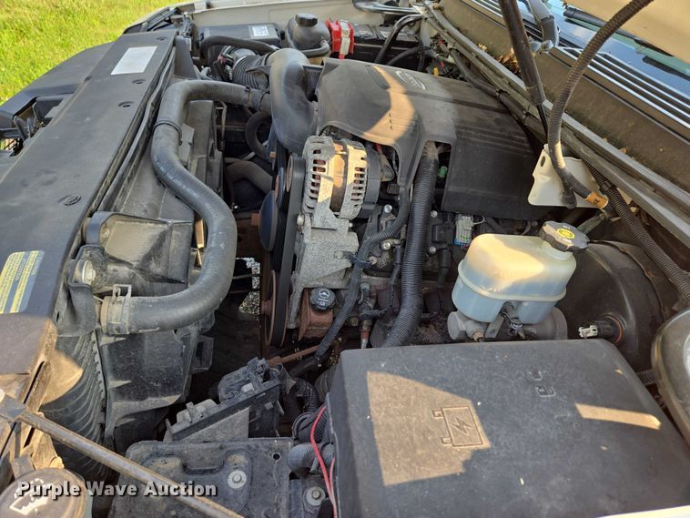 image for item EO1524 2007 Cadillac Escalade EXT Crew Cab pickup truck