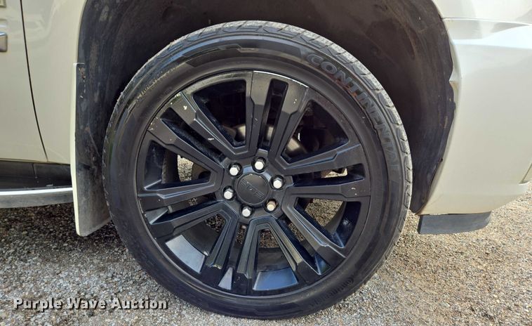 image for item EO1524 2007 Cadillac Escalade EXT Crew Cab pickup truck