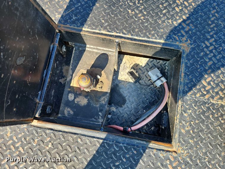 image for item EO4522 2020 Dodge Ram 5500 flatbed truck