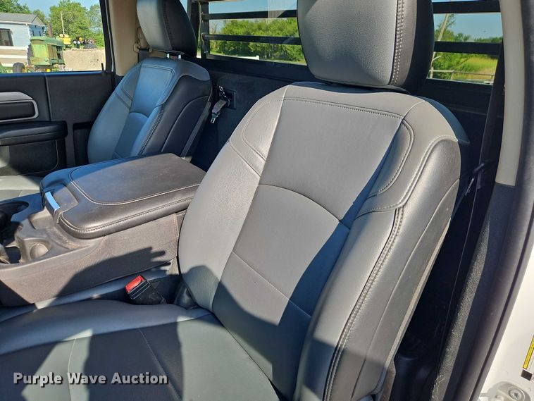 image for item EO4522 2020 Dodge Ram 5500 flatbed truck