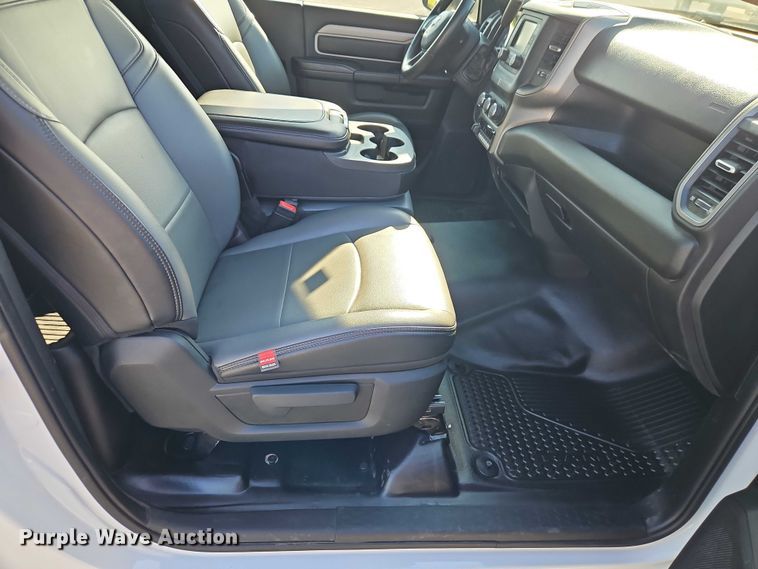 image for item EO4522 2020 Dodge Ram 5500 flatbed truck