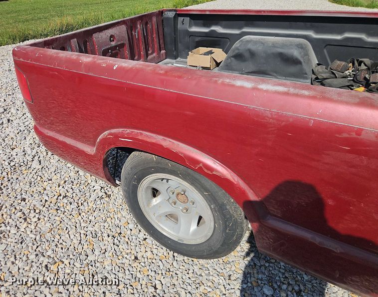 image for item EO4526 1995 Chevrolet S10 pickup truck