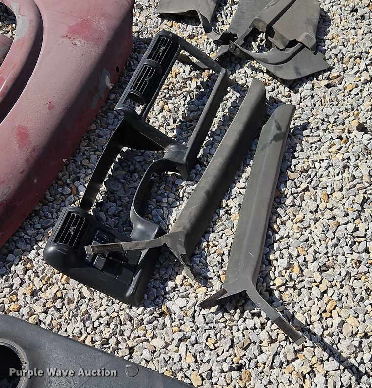 image for item EO4526 1995 Chevrolet S10 pickup truck