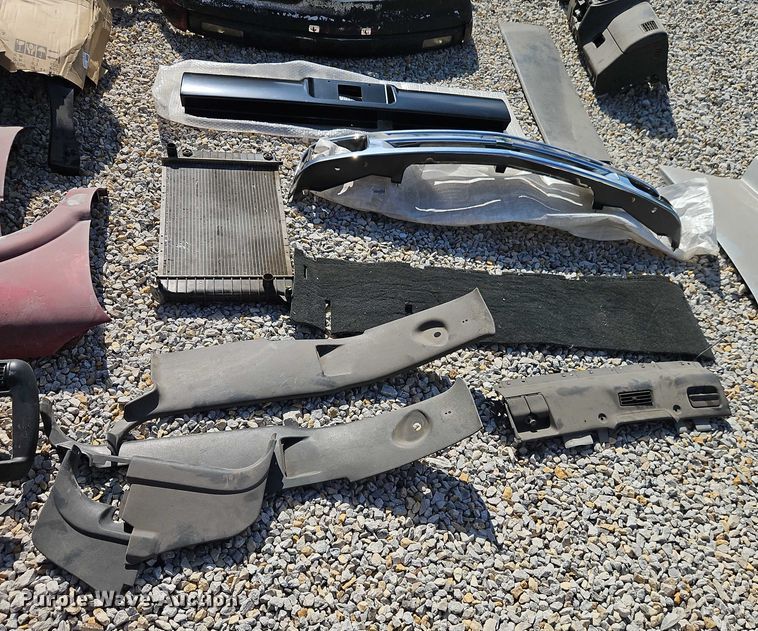 image for item EO4526 1995 Chevrolet S10 pickup truck