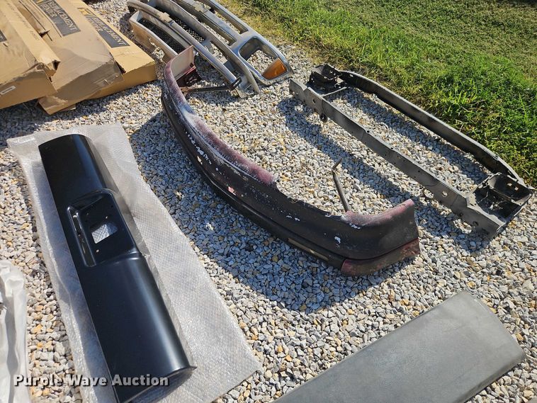 image for item EO4526 1995 Chevrolet S10 pickup truck