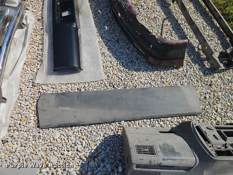 image for item EO4526 1995 Chevrolet S10 pickup truck