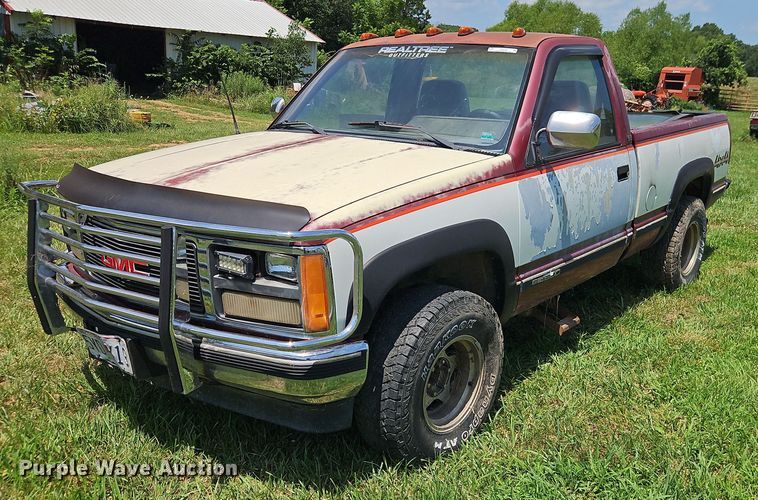 image for item EO4530 1989 GMC Sierra K1500 pickup truck