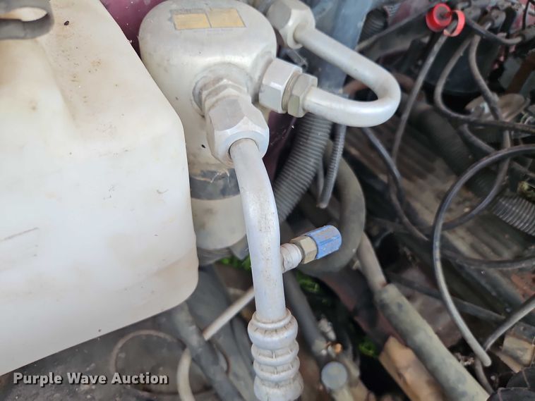 image for item EO4530 1989 GMC Sierra K1500 pickup truck