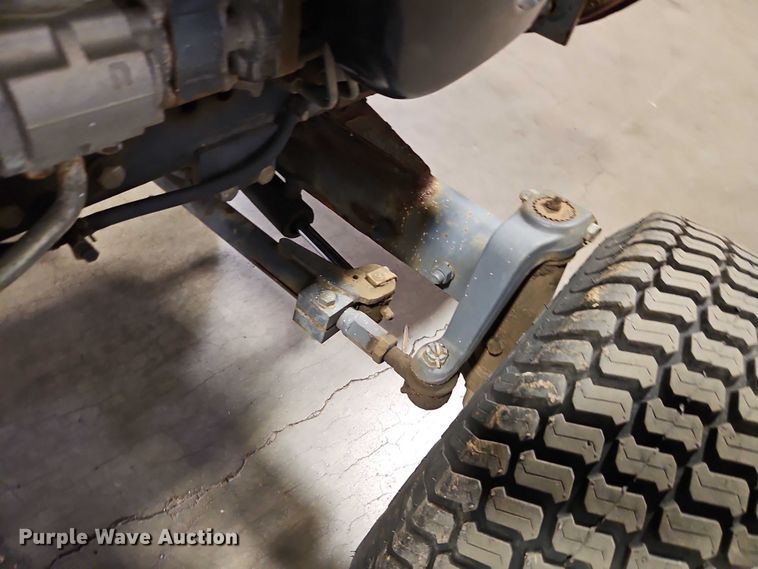 image for item EO4531 2005 New Holland TC40S lawn tractor