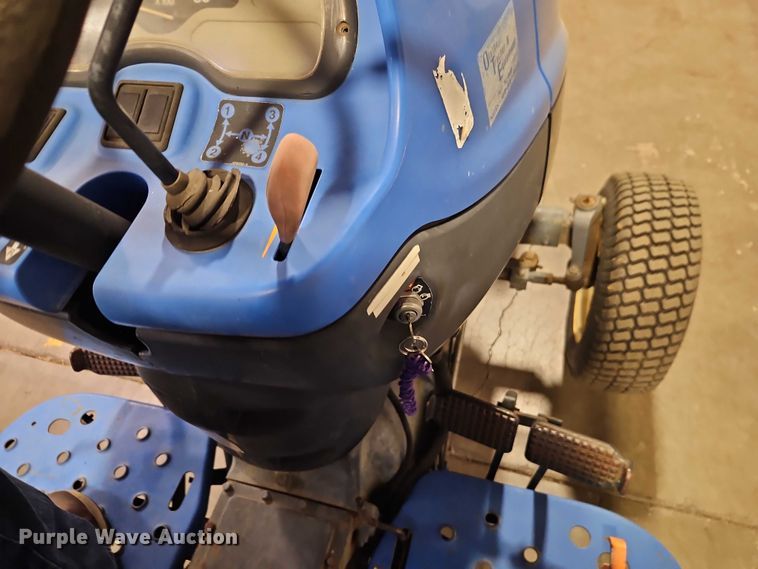 image for item EO4531 2005 New Holland TC40S lawn tractor