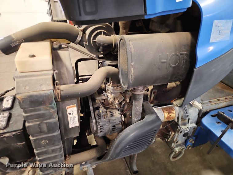 image for item EO4531 2005 New Holland TC40S lawn tractor