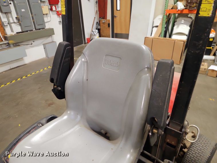 image for item EO4532 Toro Groundsmaster 3280-D lawn mower