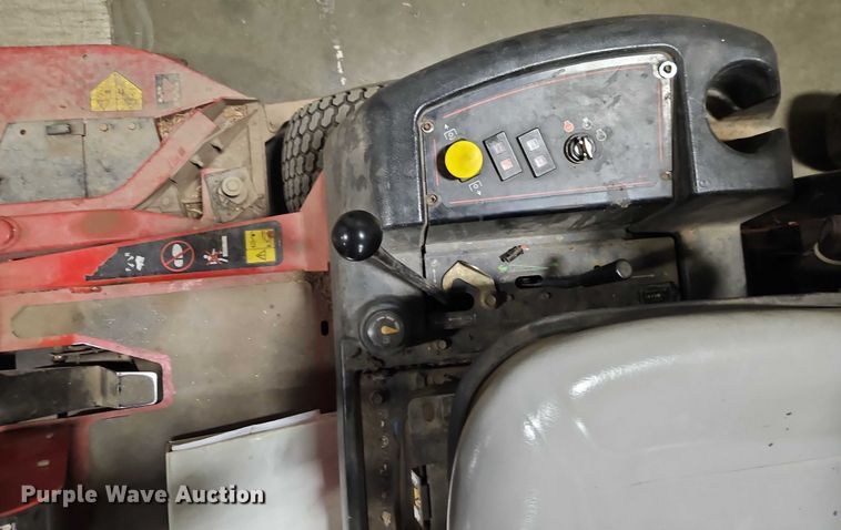 image for item EO4532 Toro Groundsmaster 3280-D lawn mower