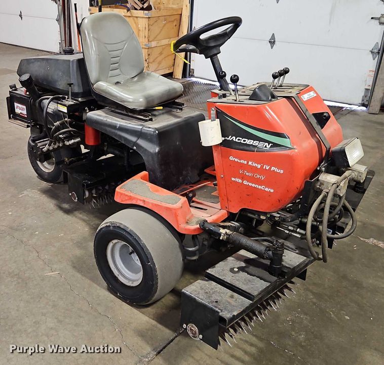image for item EO4533 Jacobsen Green King IV Plus aerator