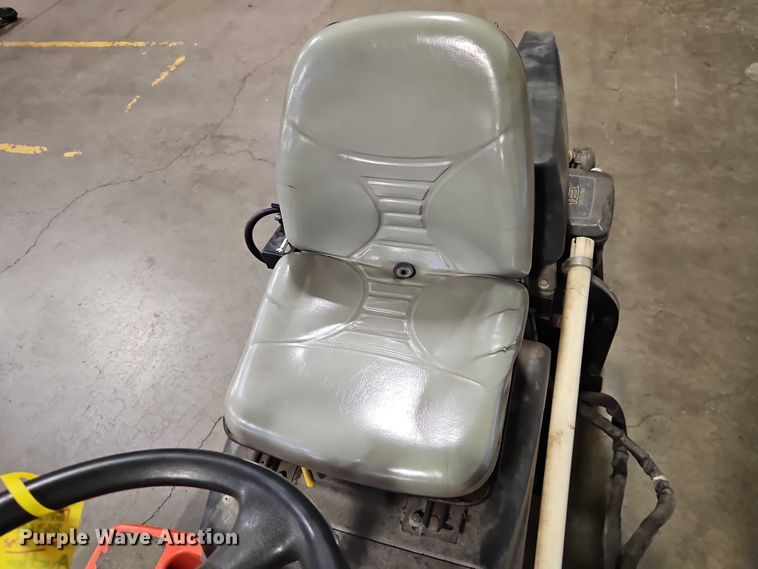 image for item EO4533 Jacobsen Green King IV Plus aerator