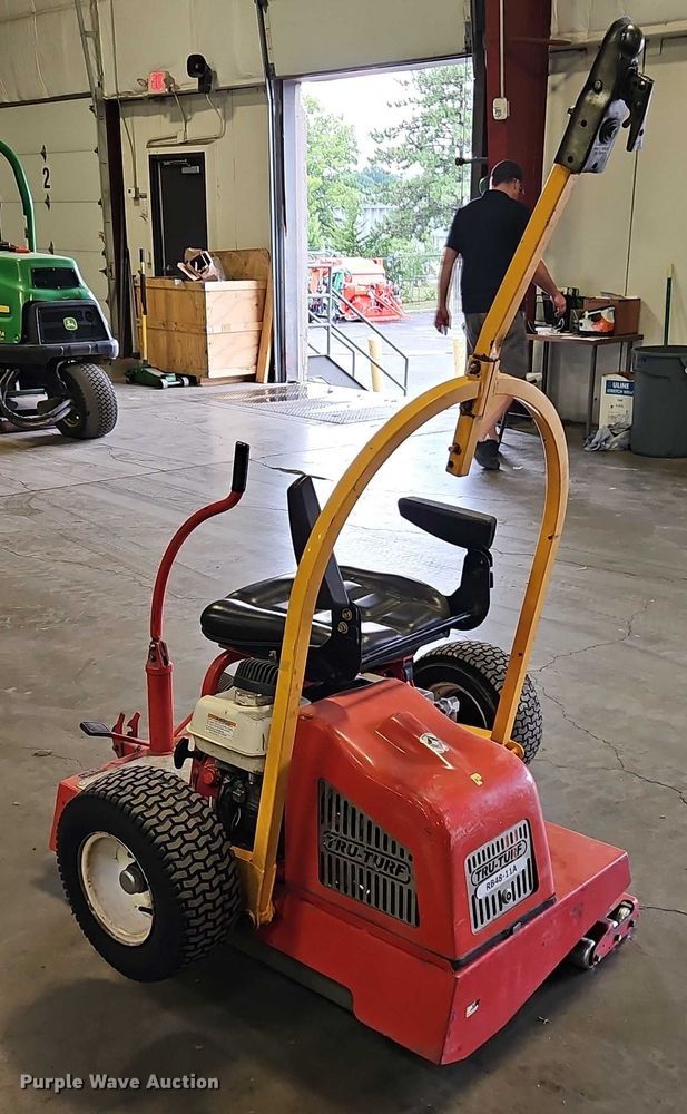 image for item EO4534 Tru-Turf RB48-11A greens roller