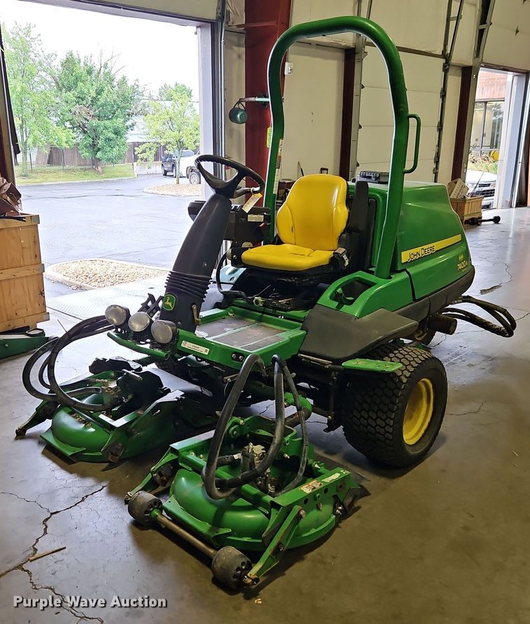 image for item EO4535 2017 John Deere 7400A rough fairway mower