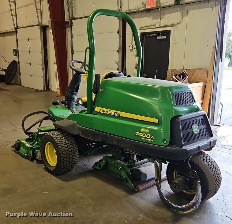 image for item EO4535 2017 John Deere 7400A rough fairway mower