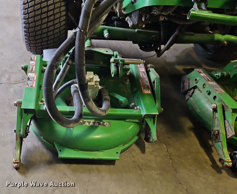 image for item EO4535 2017 John Deere 7400A rough fairway mower