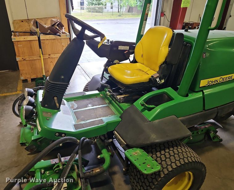 image for item EO4535 2017 John Deere 7400A rough fairway mower