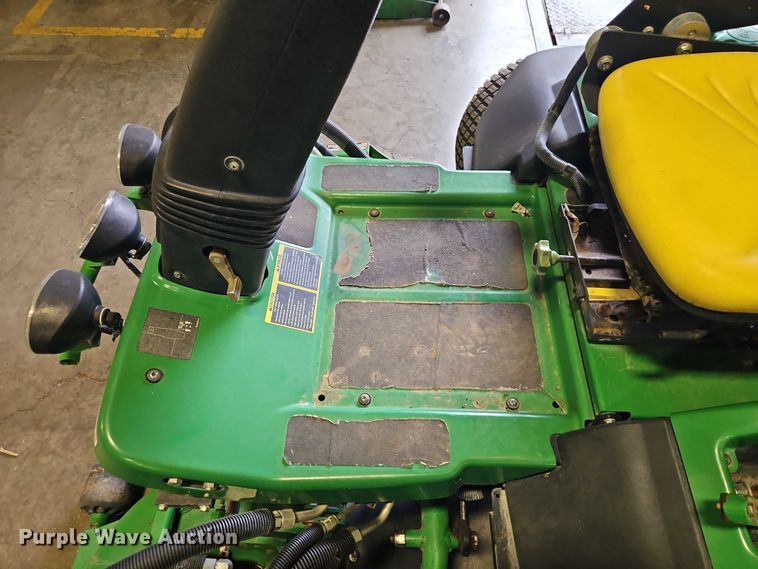 image for item EO4535 2017 John Deere 7400A rough fairway mower