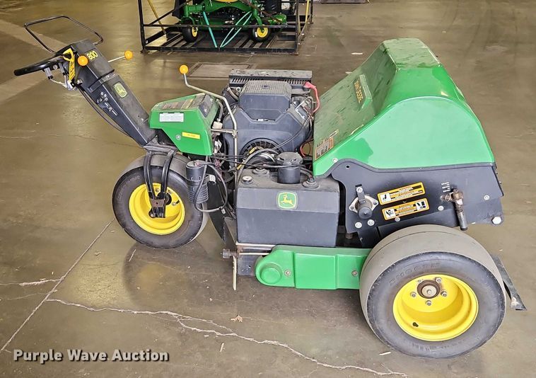 image for item EO4536 2014 John Deere Aercore 800 aerator