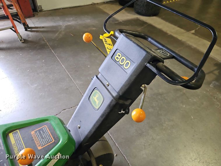 image for item EO4536 2014 John Deere Aercore 800 aerator