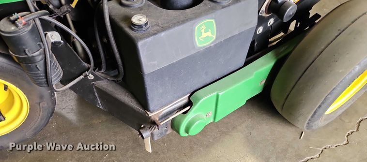 image for item EO4536 2014 John Deere Aercore 800 aerator