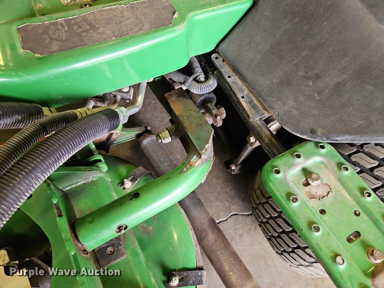 image for item EO4539 2017 John Deere 7400A rough fairway mower