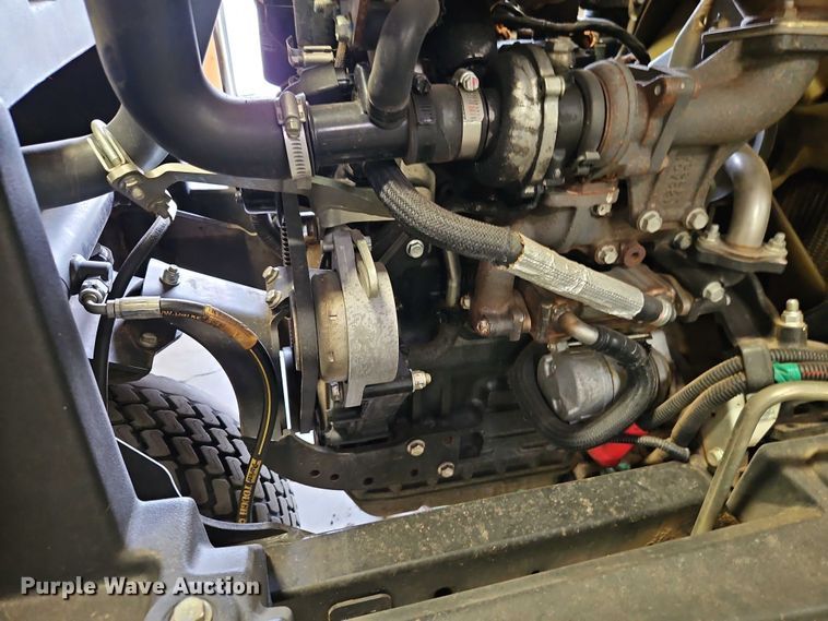 image for item EO4539 2017 John Deere 7400A rough fairway mower