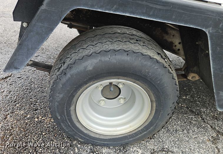 image for item EO4542 2013 Club Car Turf 2 Plus golf cart