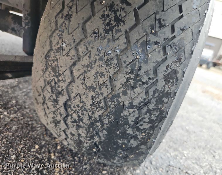 image for item EO4542 2013 Club Car Turf 2 Plus golf cart