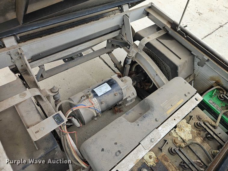 image for item EO4543 2012 Club Car Turf 2 Plus electric golf cart