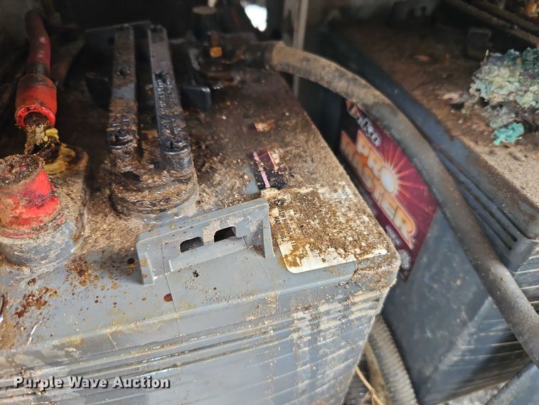 image for item EO4544 2013 Club Car Turf 2 Plus golf cart