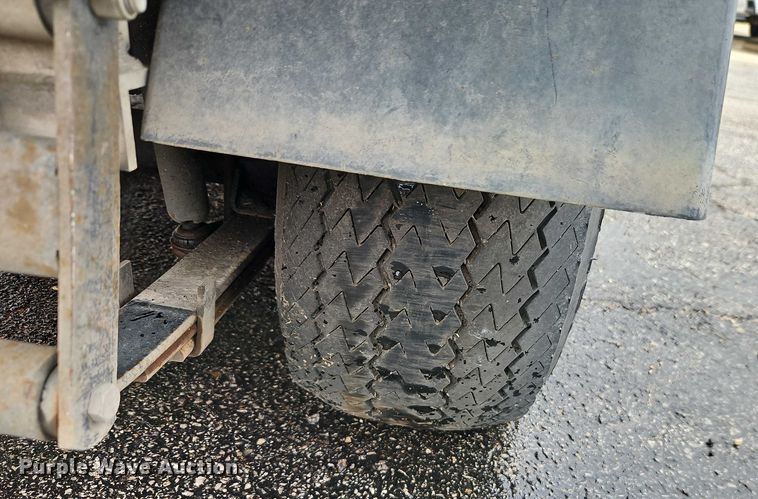 image for item EO4544 2013 Club Car Turf 2 Plus golf cart