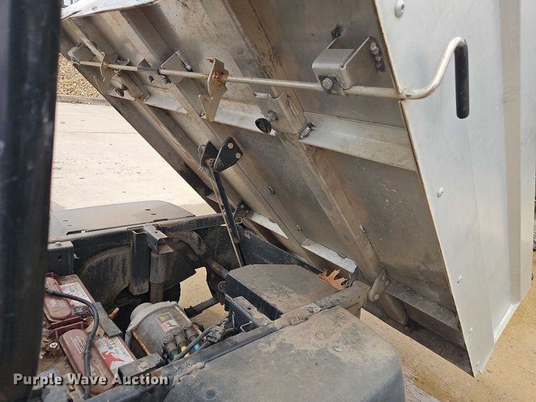 image for item EO4545 Cushman Hauler Pro golf cart