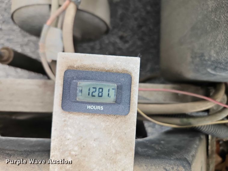 image for item EO4547 2013 Club Car Turf 2 Plus golf cart