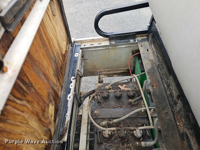 image for item EO4547 2013 Club Car Turf 2 Plus golf cart