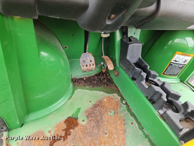 image for item EO4548 2007 John Deere Gator HPX utility vehicle