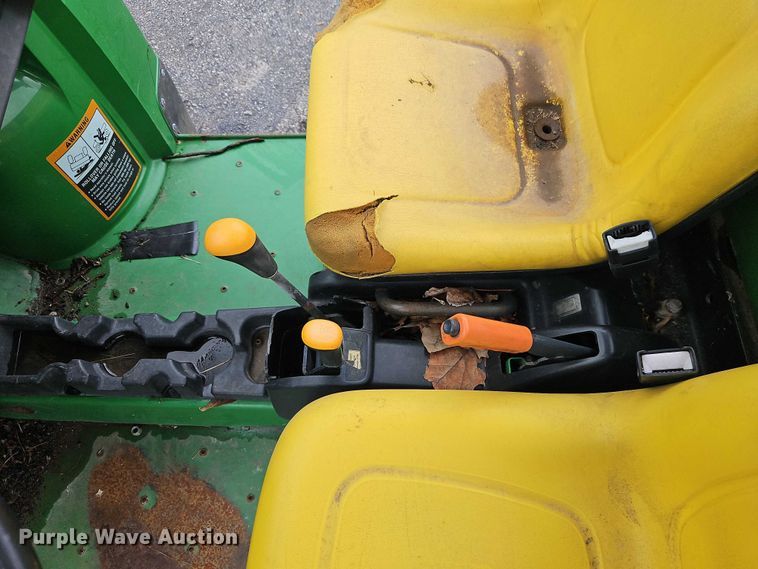 image for item EO4548 2007 John Deere Gator HPX utility vehicle