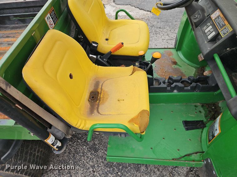 image for item EO4548 2007 John Deere Gator HPX utility vehicle