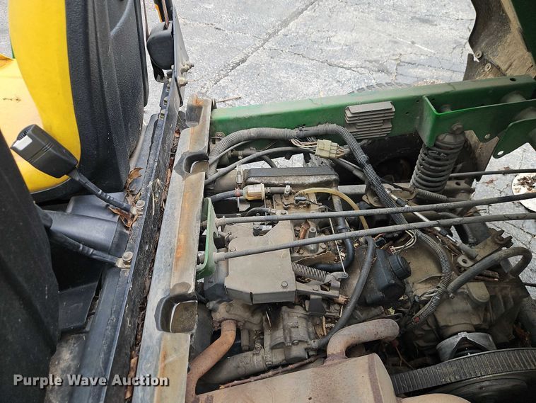 image for item EO4548 2007 John Deere Gator HPX utility vehicle
