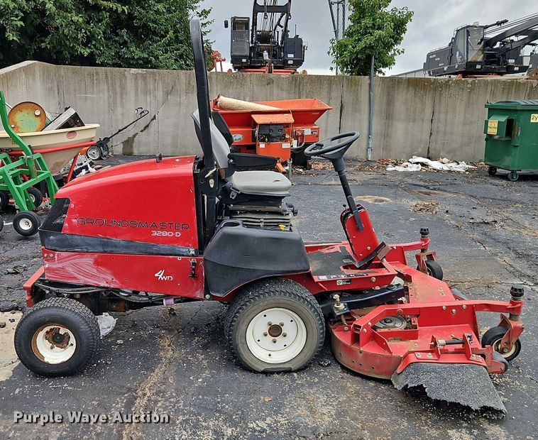 image for item EO4549 Toro Groundsmaster 3280-D lawn mower
