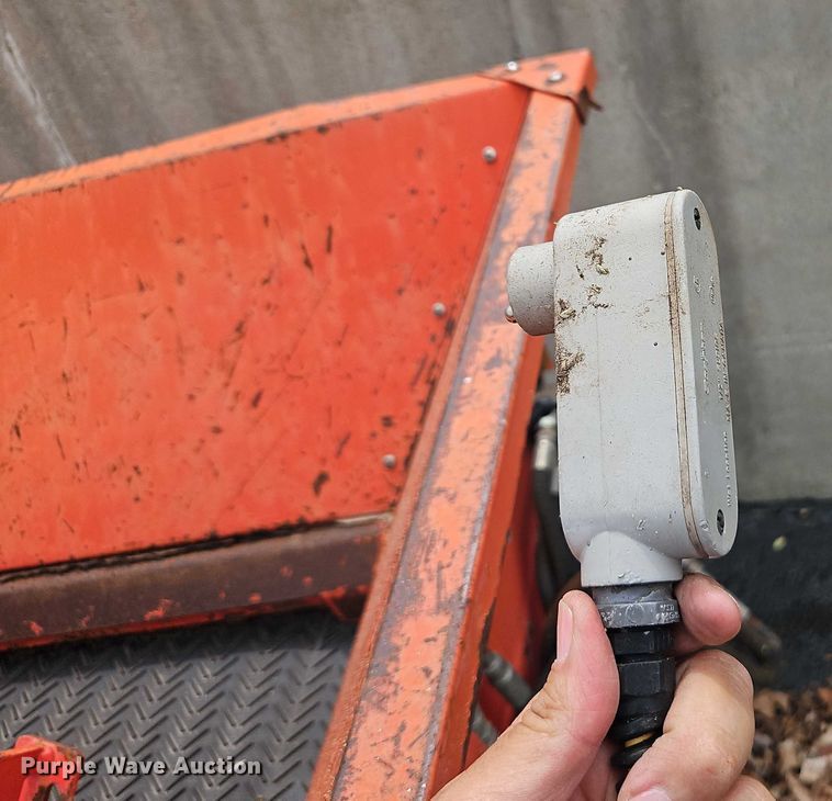 image for item EO4551 Ty-Crop Quick Pass top dresser spreader